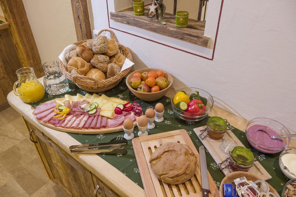 Gaestehaus Hoelzl Иттер Экстерьер фото